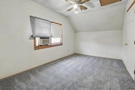 92 Silver Lake Avenue Edison NJ 08817