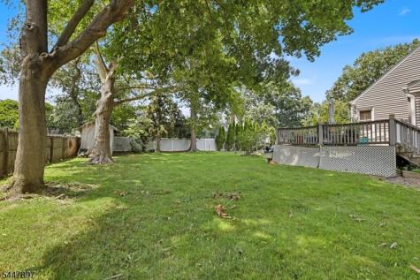 92 Silver Lake Avenue Edison NJ 08817