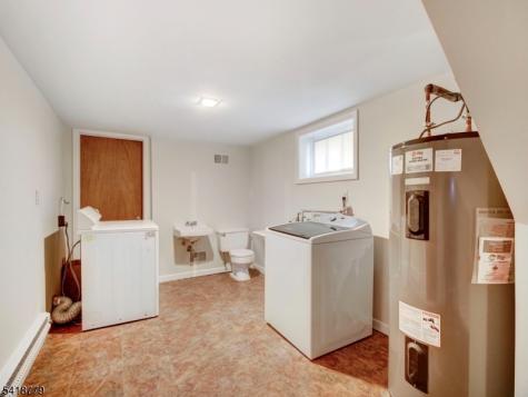 23 Nassau Road Verona NJ 07044