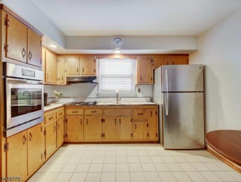 23 Nassau Road Verona NJ 07044