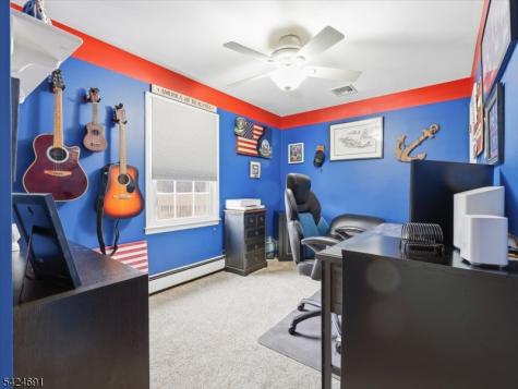 24 Powhatatan Way Mount Olive NJ 07828