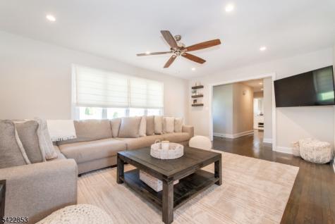 15 Green Meadows Road Fairfield NJ 07004