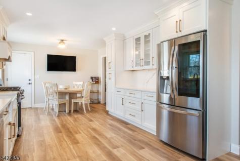 15 Green Meadows Road Fairfield NJ 07004