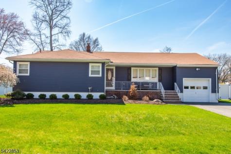 15 Green Meadows Road Fairfield NJ 07004