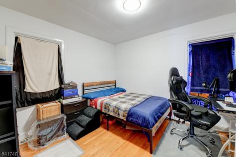 539 Monmouth Avenue Linden NJ 07036
