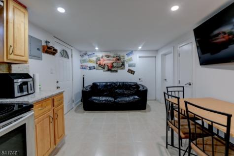 539 Monmouth Avenue Linden NJ 07036