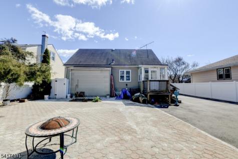 539 Monmouth Avenue Linden NJ 07036