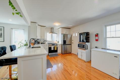 539 Monmouth Avenue Linden NJ 07036