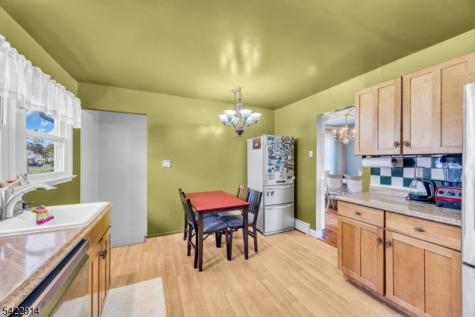 33 Mary Ellen Drive Edison NJ 08820