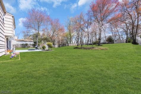 33 Mary Ellen Drive Edison NJ 08820