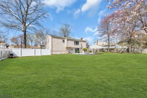 33 Mary Ellen Drive Edison NJ 08820