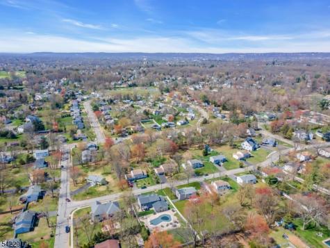 33 Mary Ellen Drive Edison NJ 08820