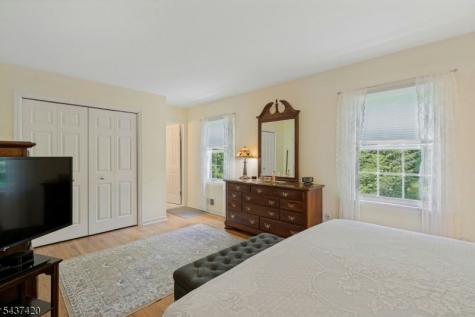 4 Ashley Court Morris NJ 07960