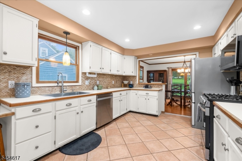 77 Washburn Avenue Washington NJ 07882