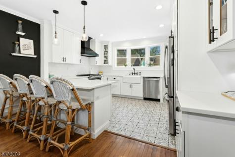 380 Elm Avenue Rahway NJ 07065