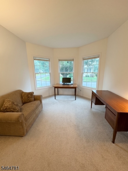 31 Falcon Way Washington NJ 07882