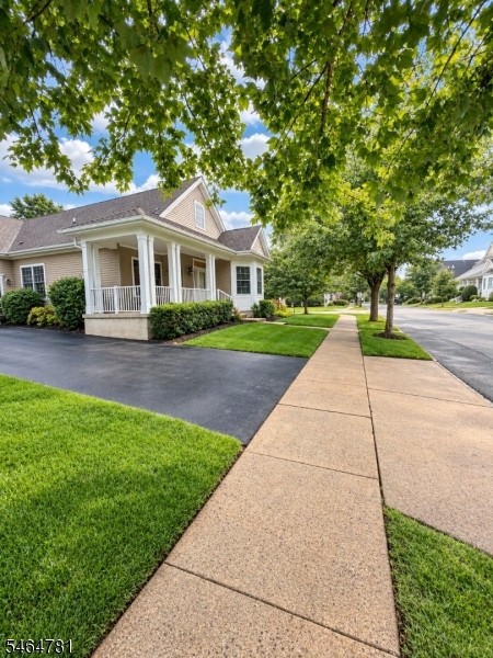 31 Falcon Way Washington NJ 07882