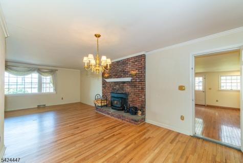 51 Pleasant Hill Road Roxbury NJ 07876