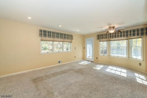 51 Pleasant Hill Road Roxbury NJ 07876