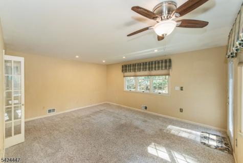 51 Pleasant Hill Road Roxbury NJ 07876