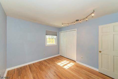 51 Pleasant Hill Road Roxbury NJ 07876