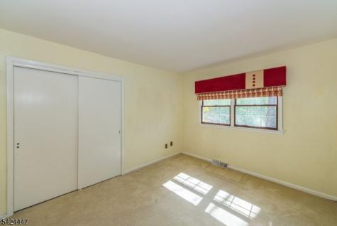 51 Pleasant Hill Road Roxbury NJ 07876