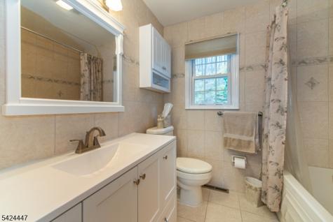 51 Pleasant Hill Road Roxbury NJ 07876
