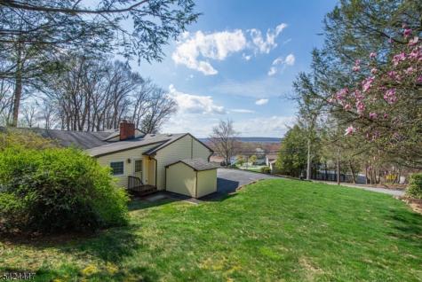 51 Pleasant Hill Road Roxbury NJ 07876
