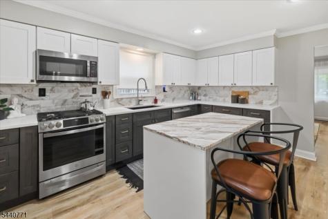 11 Nottingham Road West Orange NJ 07052