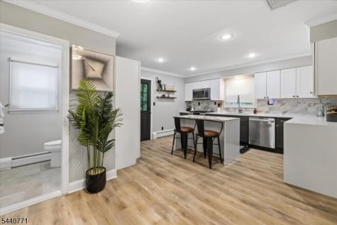 11 Nottingham Road West Orange NJ 07052
