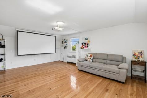 451 Pine Avenue Garwood NJ 07027