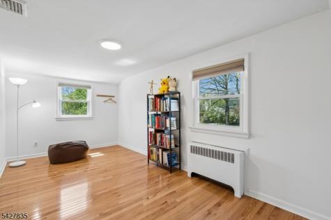 451 Pine Avenue Garwood NJ 07027