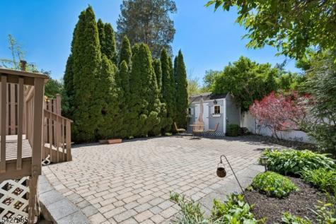451 Pine Avenue Garwood NJ 07027