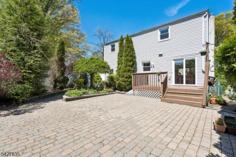 451 Pine Avenue Garwood NJ 07027