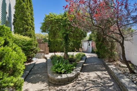 451 Pine Avenue Garwood NJ 07027
