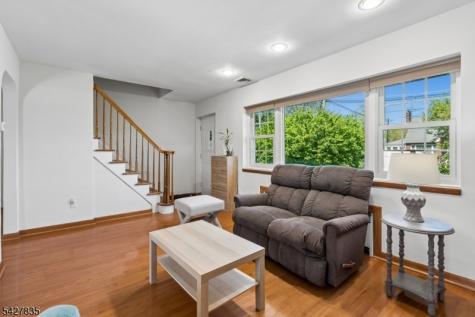 451 Pine Avenue Garwood NJ 07027