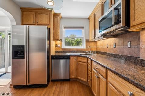 451 Pine Avenue Garwood NJ 07027