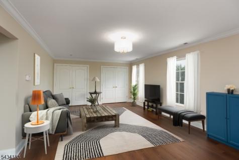 4 Windy Hill Road Green Brook NJ 08812