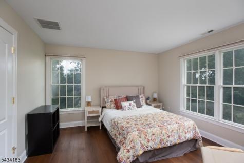 4 Windy Hill Road Green Brook NJ 08812