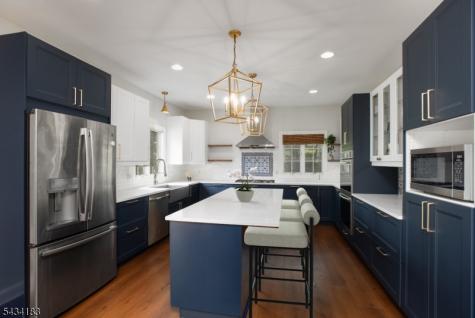 4 Windy Hill Road Green Brook NJ 08812