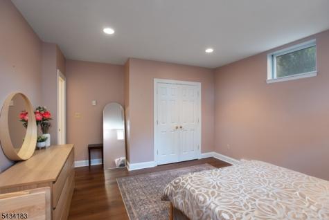 4 Windy Hill Road Green Brook NJ 08812