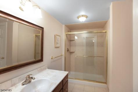 4 Windy Hill Road Green Brook NJ 08812