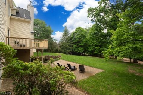 4 Windy Hill Road Green Brook NJ 08812