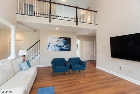 4 Windy Hill Road Green Brook NJ 08812