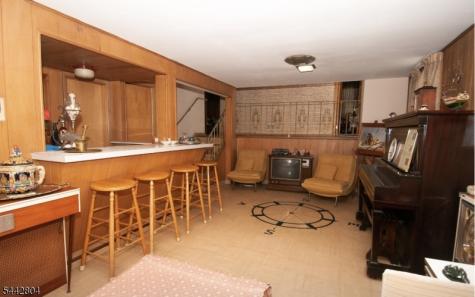 1 Country Club Lane Elizabeth NJ 07208