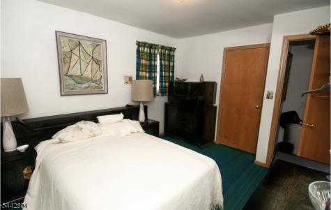 1 Country Club Lane Elizabeth NJ 07208