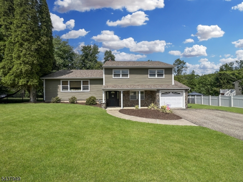 24 Westgate Drive Sparta NJ 07871