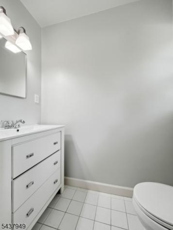 24 Westgate Drive Sparta NJ 07871