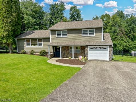 24 Westgate Drive Sparta NJ 07871