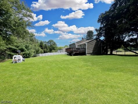 24 Westgate Drive Sparta NJ 07871